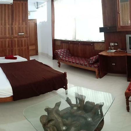 Dolphin Residency Ξενοδοχείο Thekkady Εξωτερικό φωτογραφία